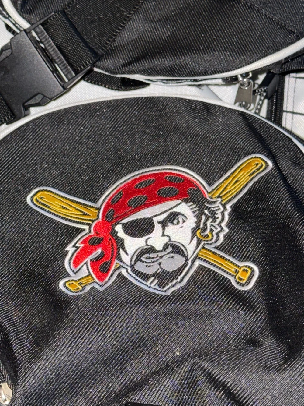 MLB Baseball Pittsburgh Pirates Duffle Travel Gym Storage Cooler Bag Pre Owned U